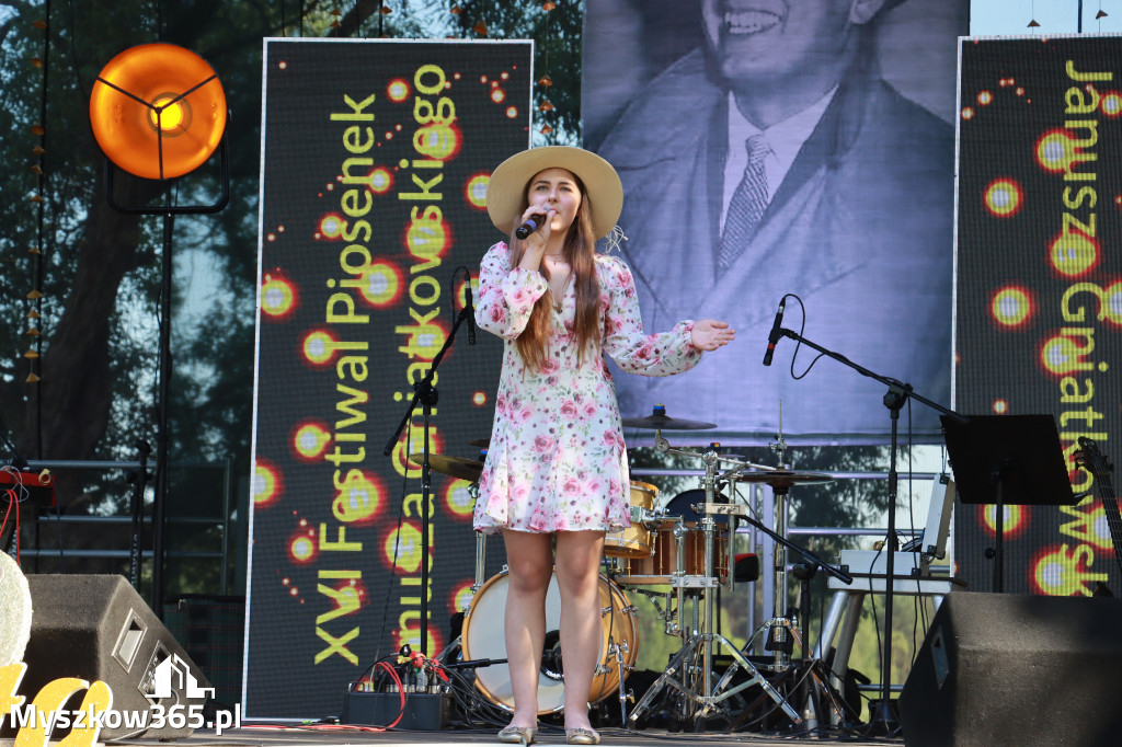 Fotorelacja I: XVI Ogólnopolski Festiwal Piosenek Janusza Gniatkowskiego w Poraju