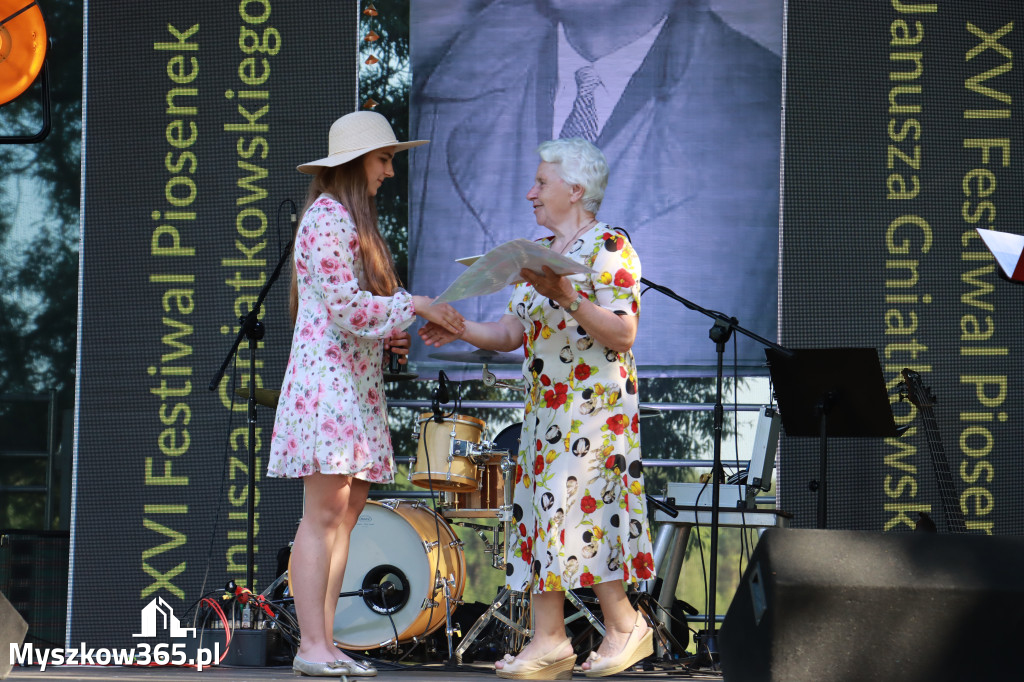 Fotorelacja I: XVI Ogólnopolski Festiwal Piosenek Janusza Gniatkowskiego w Poraju
