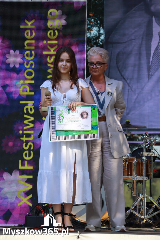 Fotorelacja I: XVI Ogólnopolski Festiwal Piosenek Janusza Gniatkowskiego w Poraju
