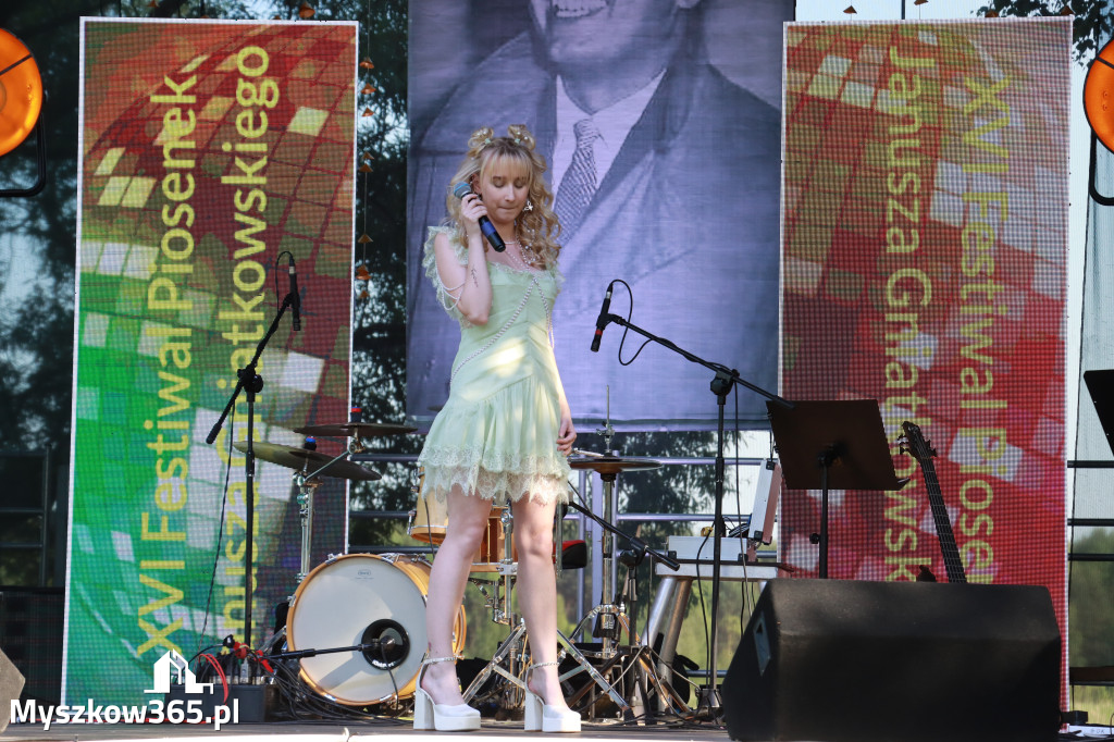 Fotorelacja I: XVI Ogólnopolski Festiwal Piosenek Janusza Gniatkowskiego w Poraju