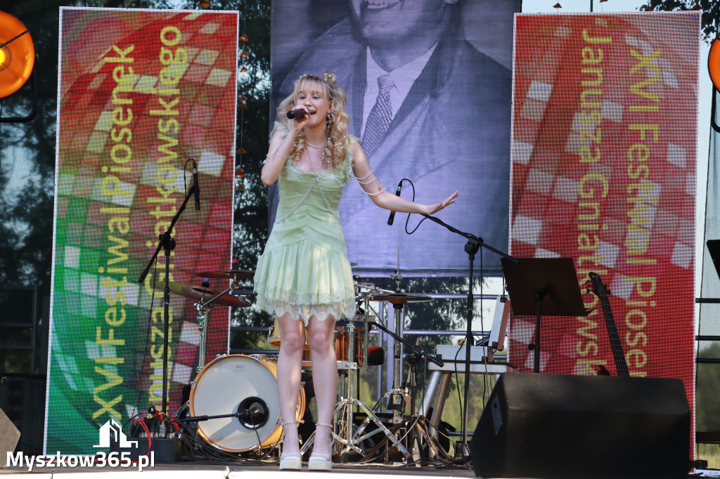 Fotorelacja I: XVI Ogólnopolski Festiwal Piosenek Janusza Gniatkowskiego w Poraju