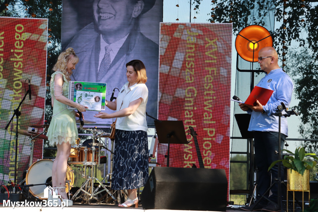 Fotorelacja I: XVI Ogólnopolski Festiwal Piosenek Janusza Gniatkowskiego w Poraju