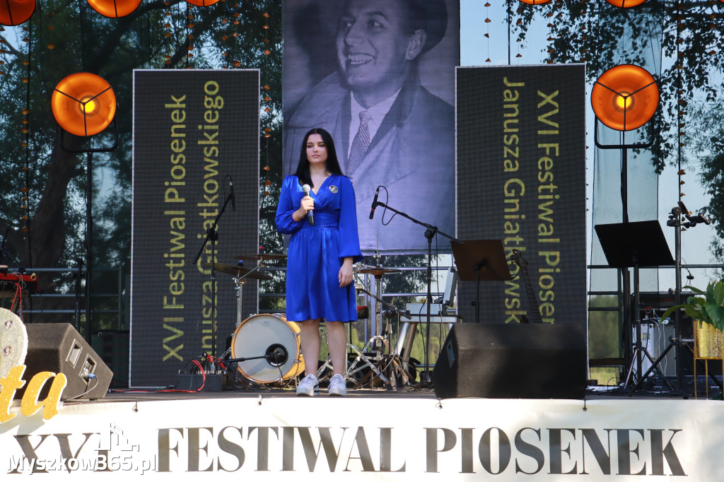 Fotorelacja I: XVI Ogólnopolski Festiwal Piosenek Janusza Gniatkowskiego w Poraju