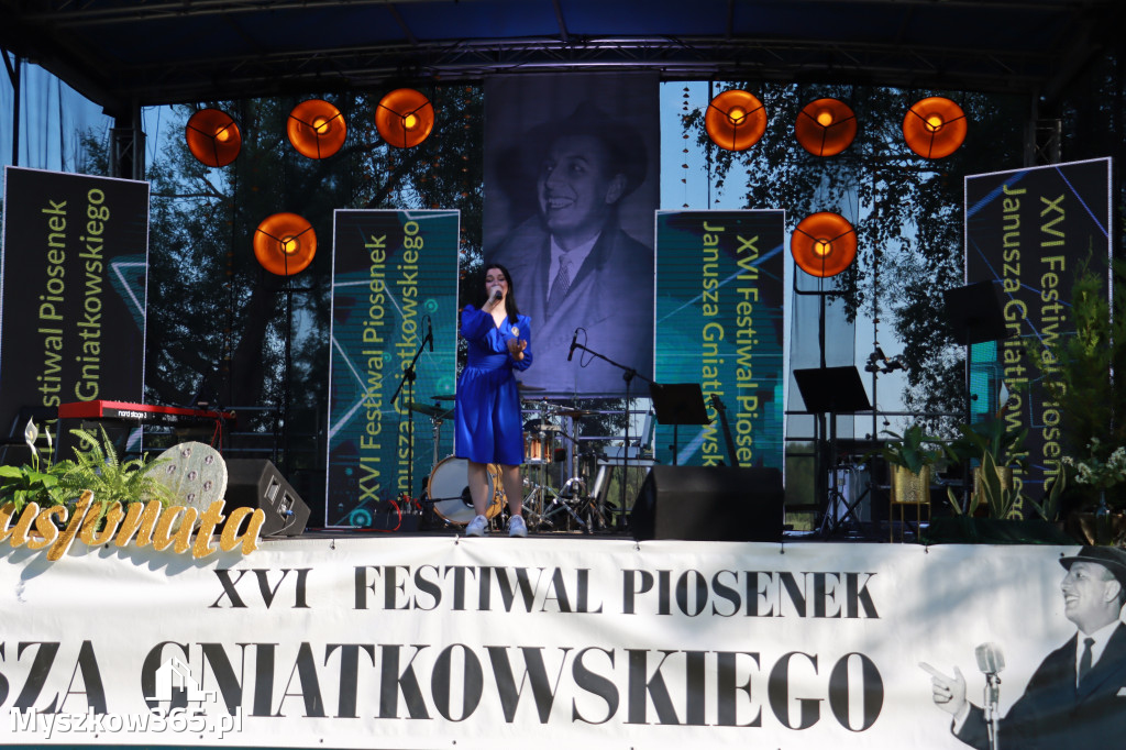 Fotorelacja I: XVI Ogólnopolski Festiwal Piosenek Janusza Gniatkowskiego w Poraju