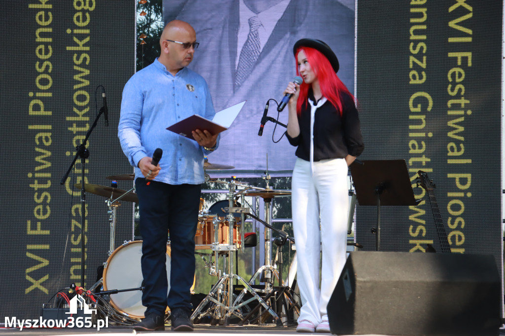 Fotorelacja I: XVI Ogólnopolski Festiwal Piosenek Janusza Gniatkowskiego w Poraju