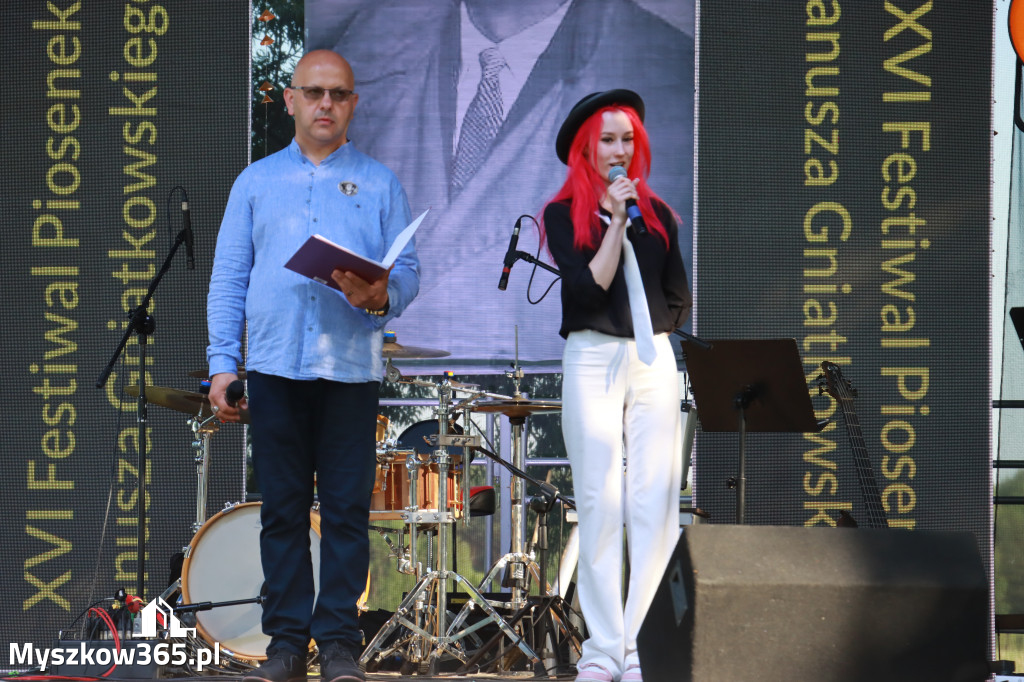 Fotorelacja I: XVI Ogólnopolski Festiwal Piosenek Janusza Gniatkowskiego w Poraju