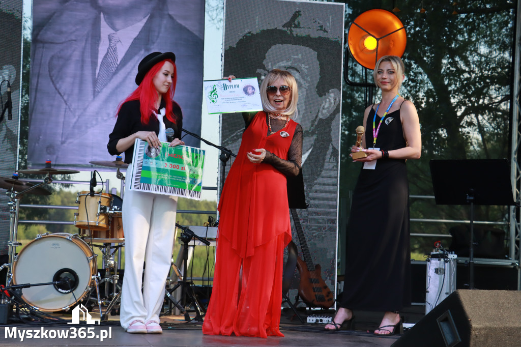 Fotorelacja I: XVI Ogólnopolski Festiwal Piosenek Janusza Gniatkowskiego w Poraju