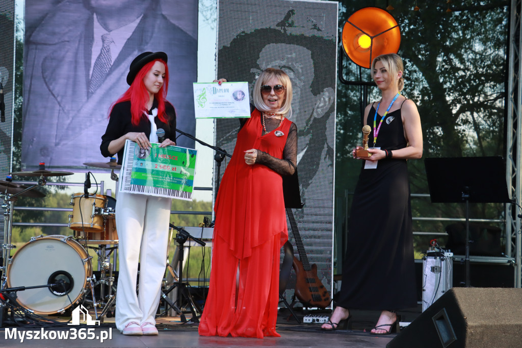 Fotorelacja I: XVI Ogólnopolski Festiwal Piosenek Janusza Gniatkowskiego w Poraju