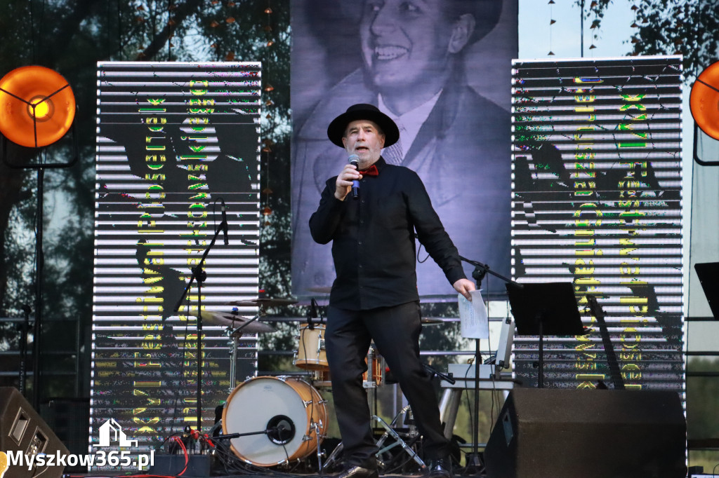 Fotorelacja I: XVI Ogólnopolski Festiwal Piosenek Janusza Gniatkowskiego w Poraju