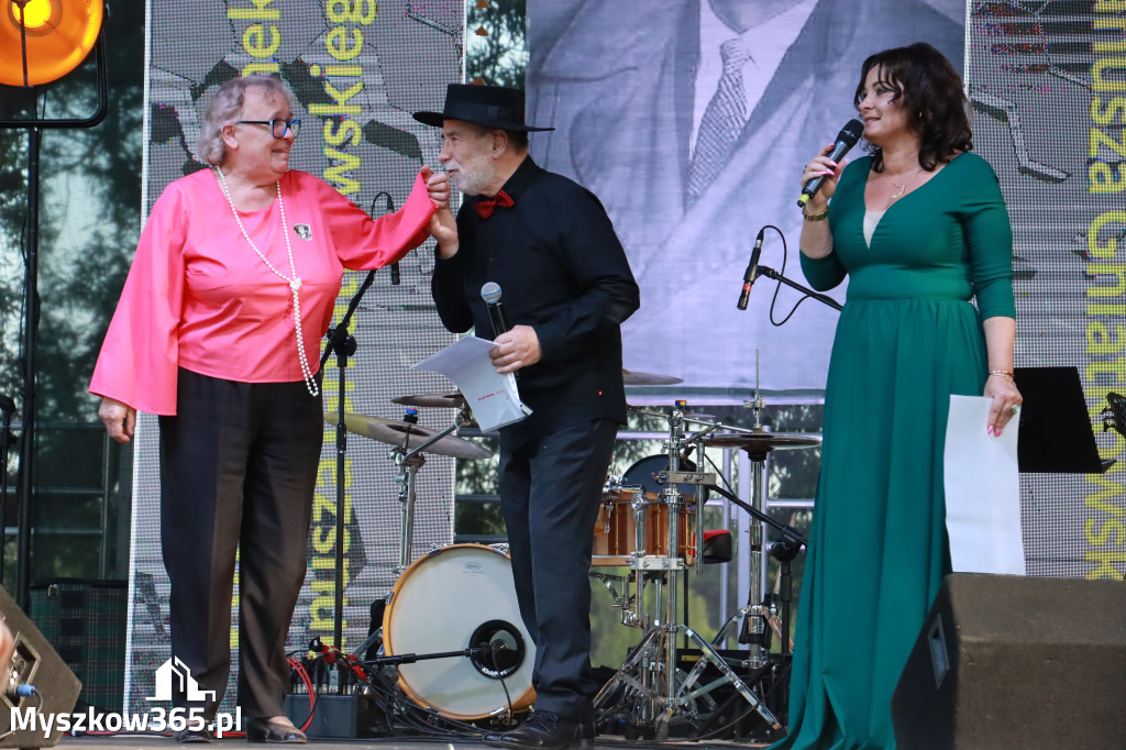 Fotorelacja I: XVI Ogólnopolski Festiwal Piosenek Janusza Gniatkowskiego w Poraju