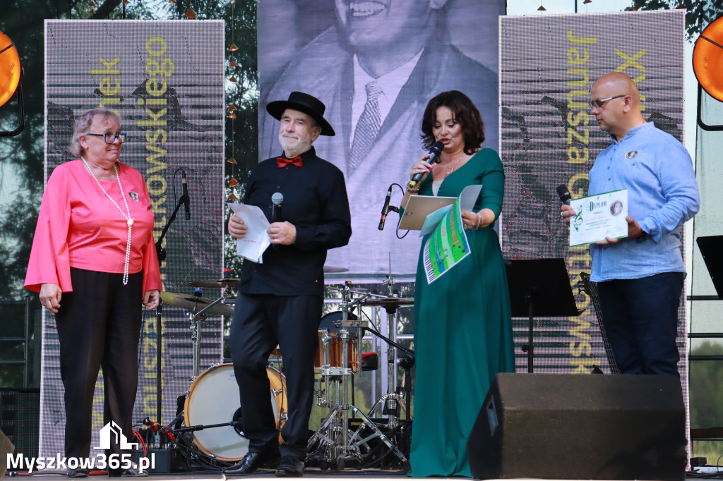 Fotorelacja I: XVI Ogólnopolski Festiwal Piosenek Janusza Gniatkowskiego w Poraju