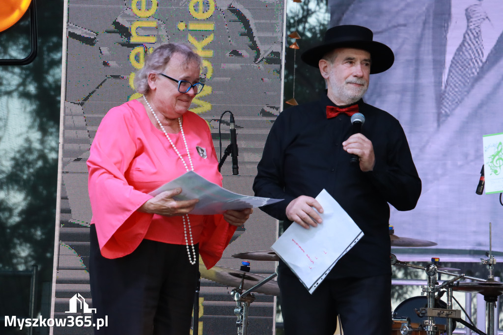 Fotorelacja I: XVI Ogólnopolski Festiwal Piosenek Janusza Gniatkowskiego w Poraju