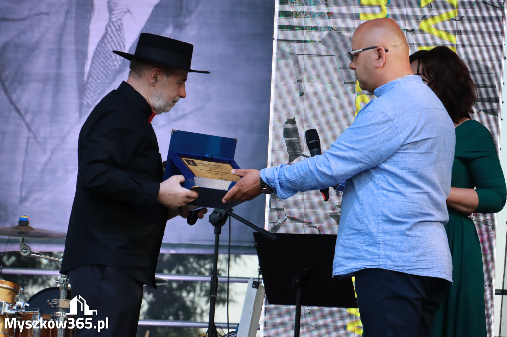 Fotorelacja I: XVI Ogólnopolski Festiwal Piosenek Janusza Gniatkowskiego w Poraju