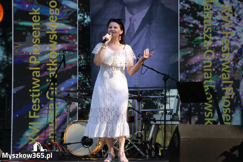 Fotorelacja I: XVI Ogólnopolski Festiwal Piosenek Janusza Gniatkowskiego w Poraju