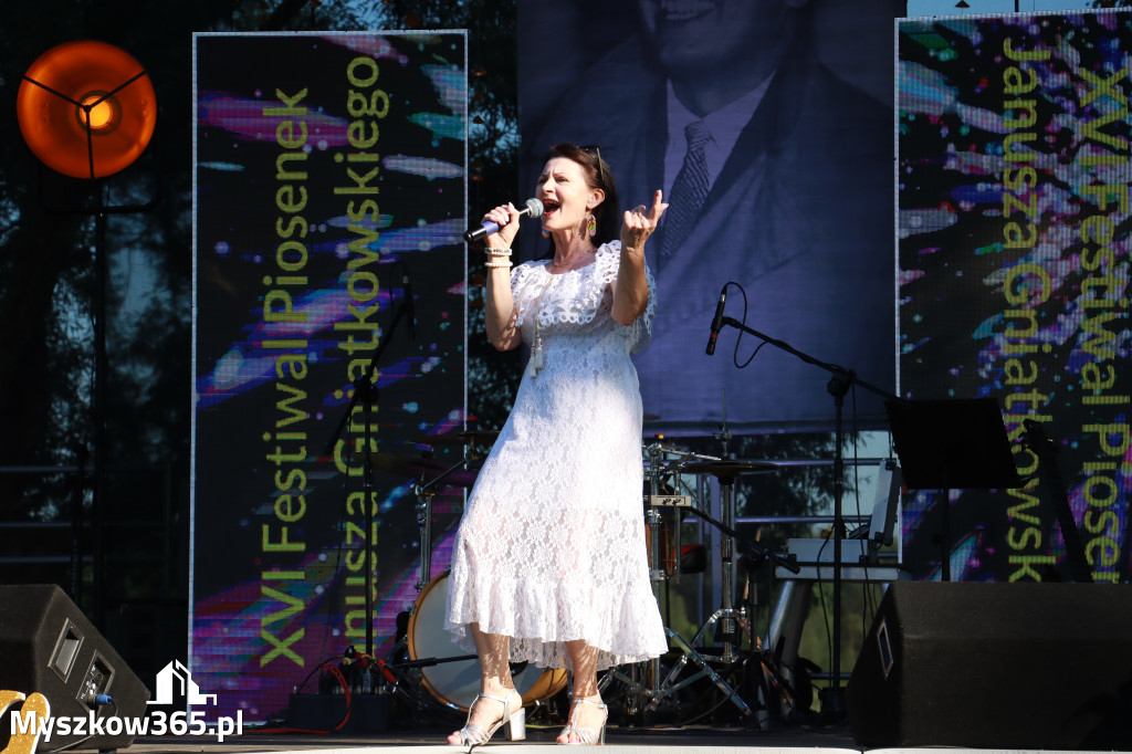 Fotorelacja I: XVI Ogólnopolski Festiwal Piosenek Janusza Gniatkowskiego w Poraju
