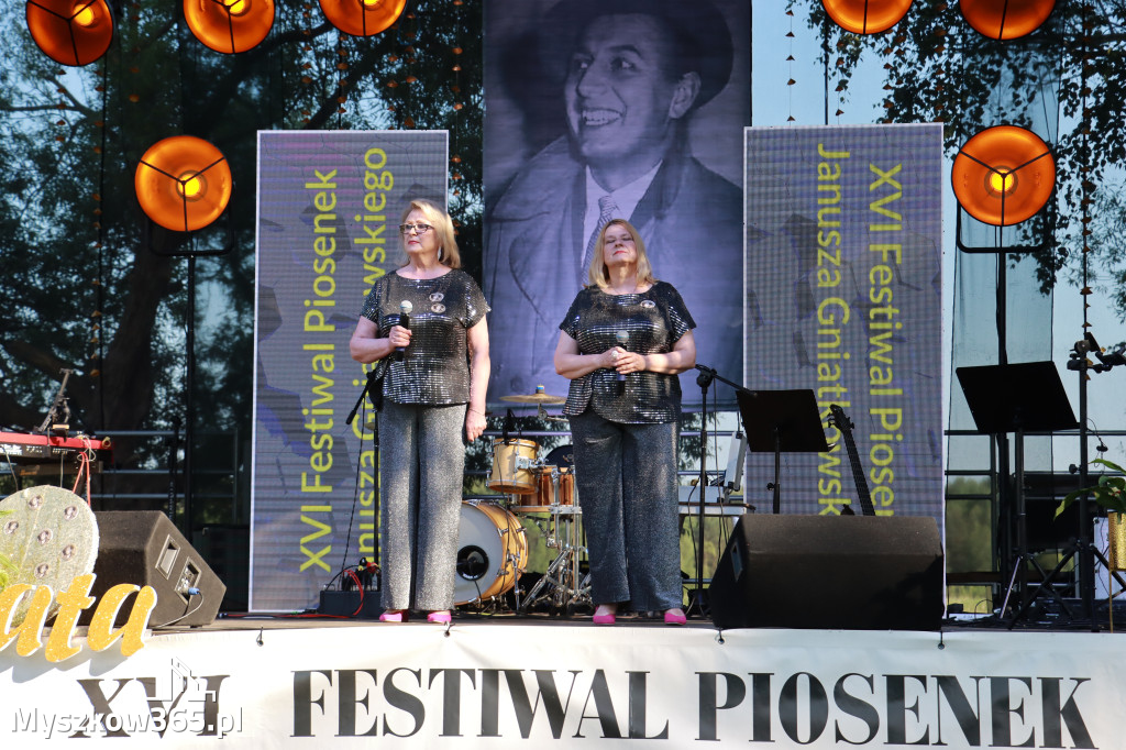 Fotorelacja II: XVI Ogólnopolski Festiwal Piosenek Janusza Gniatkowskiego w Poraju