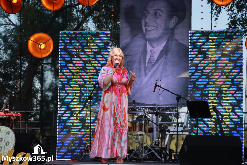 Fotorelacja II: XVI Ogólnopolski Festiwal Piosenek Janusza Gniatkowskiego w Poraju