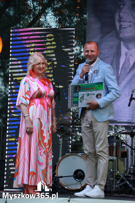 Fotorelacja II: XVI Ogólnopolski Festiwal Piosenek Janusza Gniatkowskiego w Poraju
