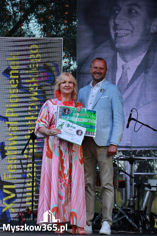 Fotorelacja II: XVI Ogólnopolski Festiwal Piosenek Janusza Gniatkowskiego w Poraju