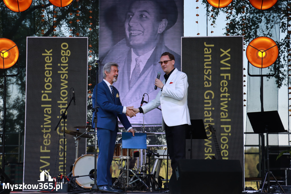 Fotorelacja II: XVI Ogólnopolski Festiwal Piosenek Janusza Gniatkowskiego w Poraju