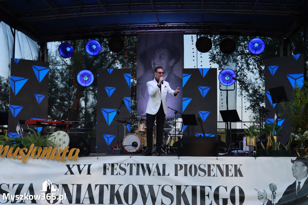 Fotorelacja II: XVI Ogólnopolski Festiwal Piosenek Janusza Gniatkowskiego w Poraju