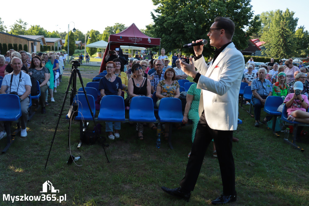 Fotorelacja II: XVI Ogólnopolski Festiwal Piosenek Janusza Gniatkowskiego w Poraju
