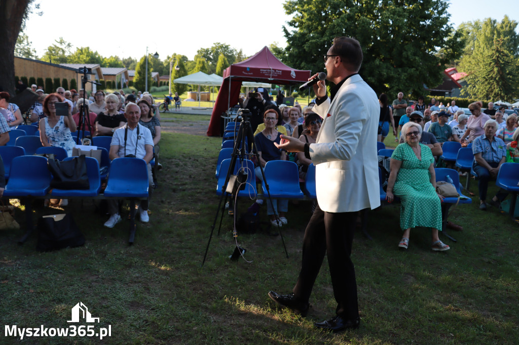 Fotorelacja II: XVI Ogólnopolski Festiwal Piosenek Janusza Gniatkowskiego w Poraju