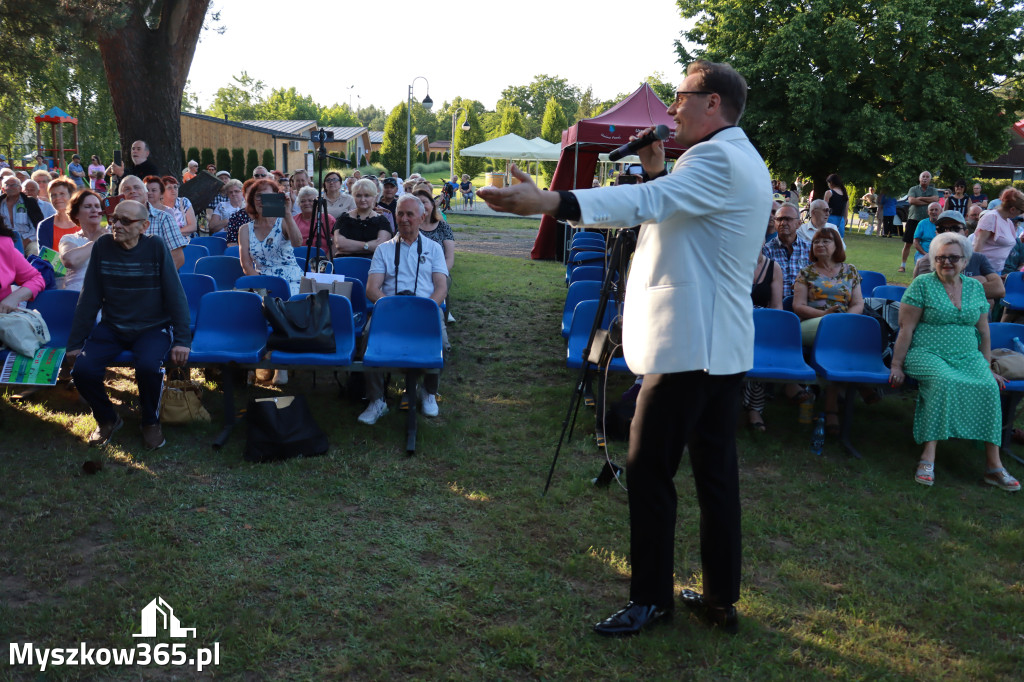 Fotorelacja II: XVI Ogólnopolski Festiwal Piosenek Janusza Gniatkowskiego w Poraju