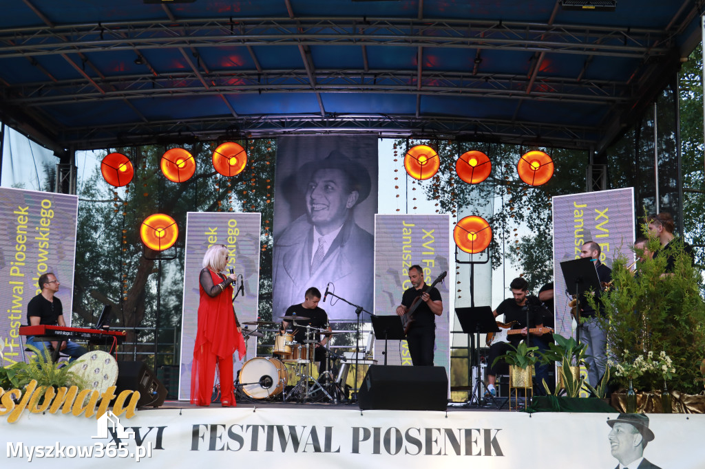 Fotorelacja II: XVI Ogólnopolski Festiwal Piosenek Janusza Gniatkowskiego w Poraju
