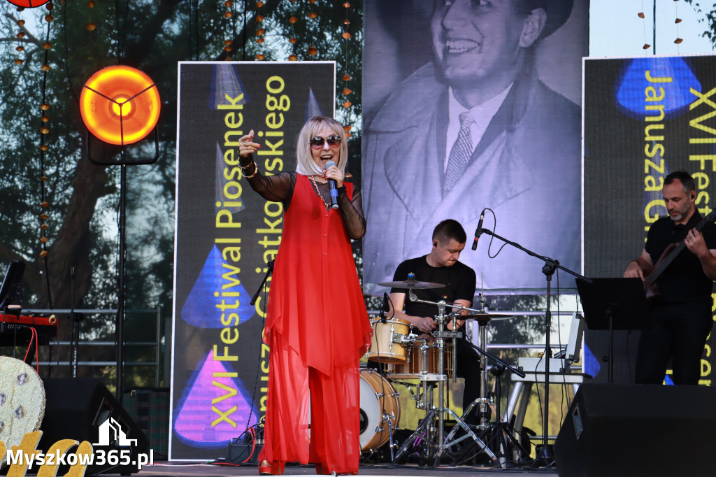 Fotorelacja II: XVI Ogólnopolski Festiwal Piosenek Janusza Gniatkowskiego w Poraju