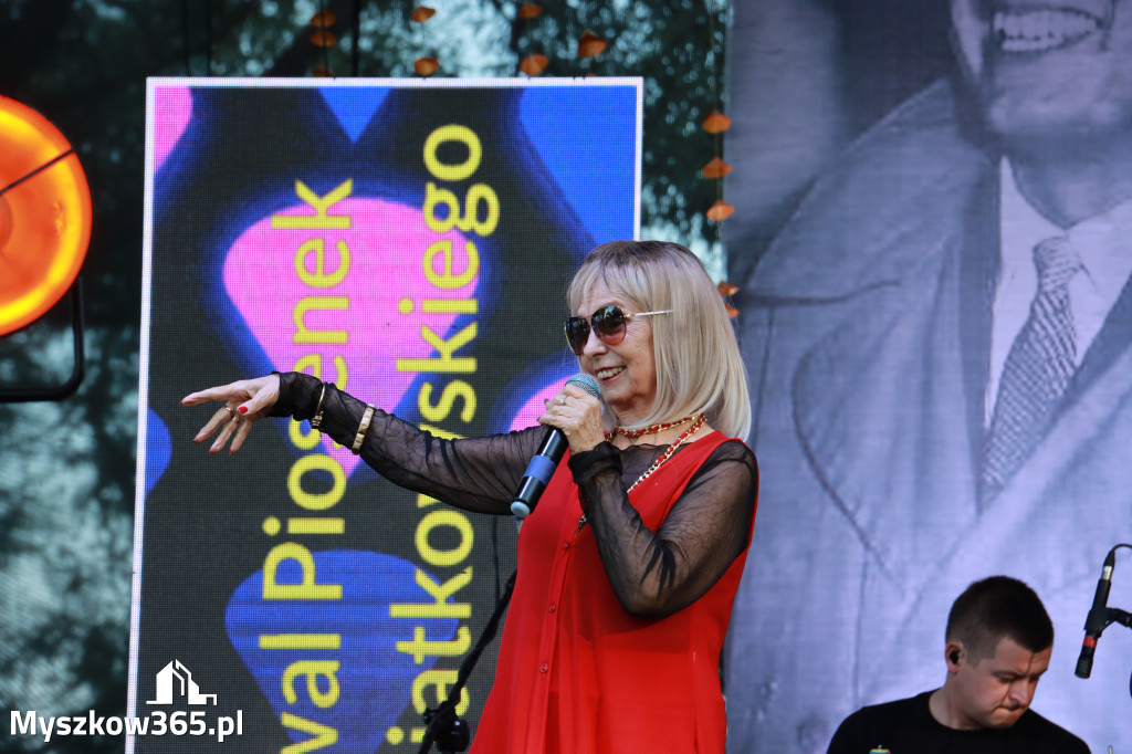 Fotorelacja II: XVI Ogólnopolski Festiwal Piosenek Janusza Gniatkowskiego w Poraju
