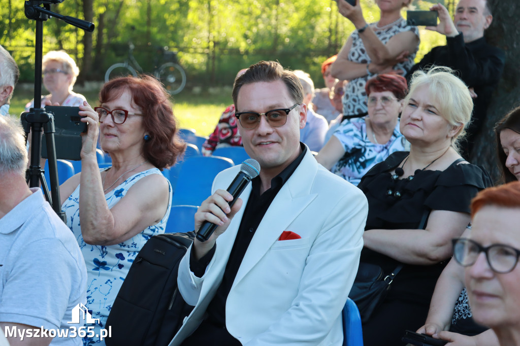 Fotorelacja II: XVI Ogólnopolski Festiwal Piosenek Janusza Gniatkowskiego w Poraju
