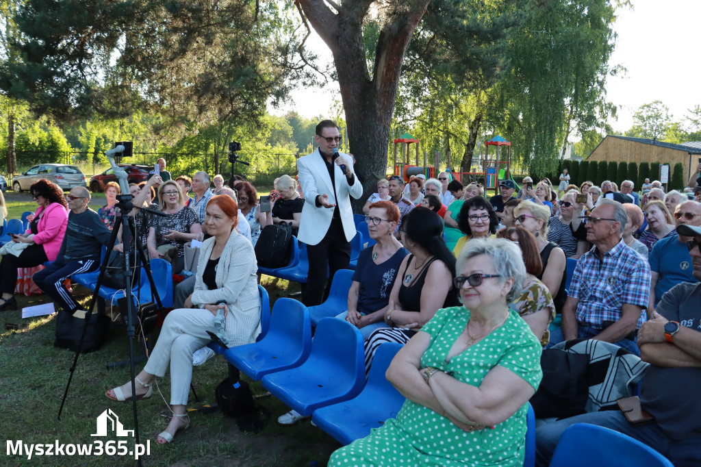 Fotorelacja II: XVI Ogólnopolski Festiwal Piosenek Janusza Gniatkowskiego w Poraju