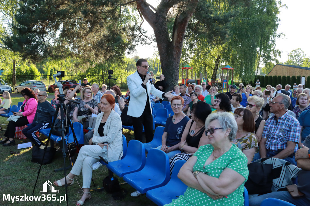 Fotorelacja II: XVI Ogólnopolski Festiwal Piosenek Janusza Gniatkowskiego w Poraju