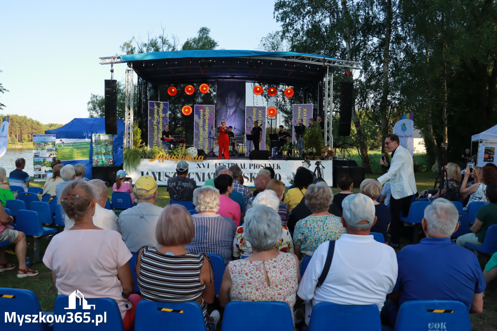 Fotorelacja II: XVI Ogólnopolski Festiwal Piosenek Janusza Gniatkowskiego w Poraju