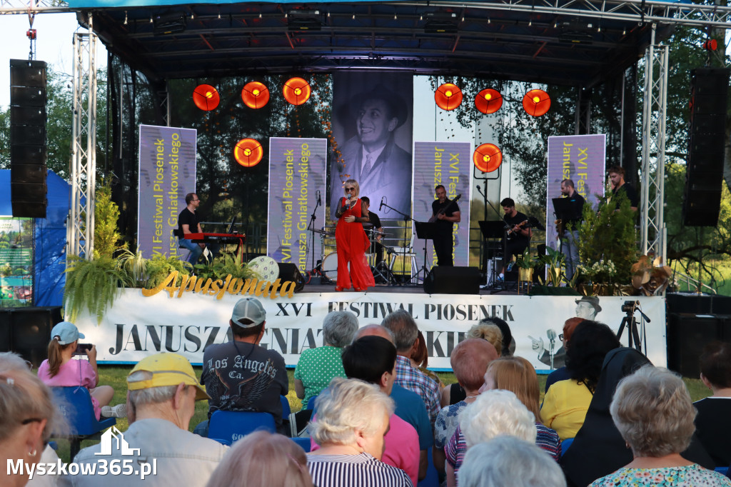 Fotorelacja II: XVI Ogólnopolski Festiwal Piosenek Janusza Gniatkowskiego w Poraju