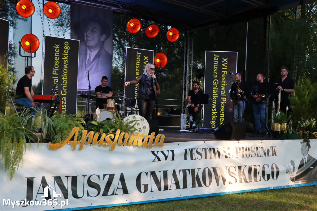 Fotorelacja II: XVI Ogólnopolski Festiwal Piosenek Janusza Gniatkowskiego w Poraju