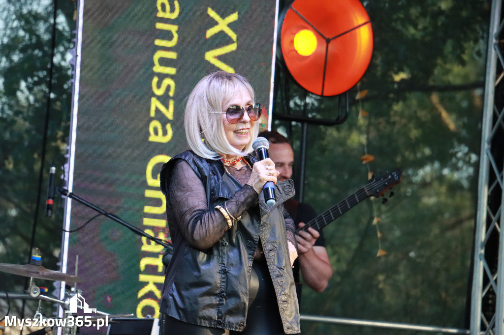 Fotorelacja II: XVI Ogólnopolski Festiwal Piosenek Janusza Gniatkowskiego w Poraju