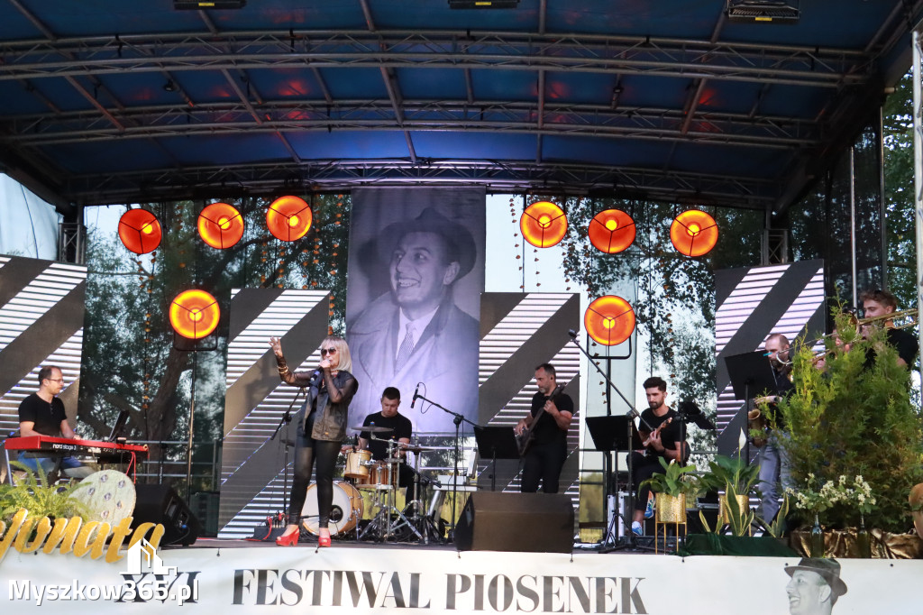 Fotorelacja II: XVI Ogólnopolski Festiwal Piosenek Janusza Gniatkowskiego w Poraju