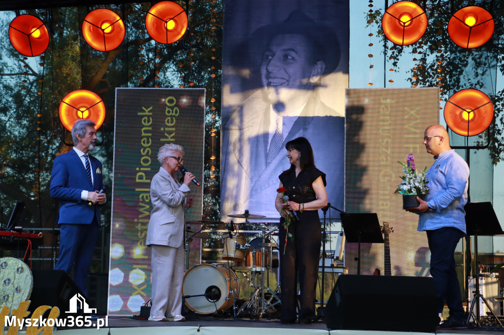 Fotorelacja II: XVI Ogólnopolski Festiwal Piosenek Janusza Gniatkowskiego w Poraju