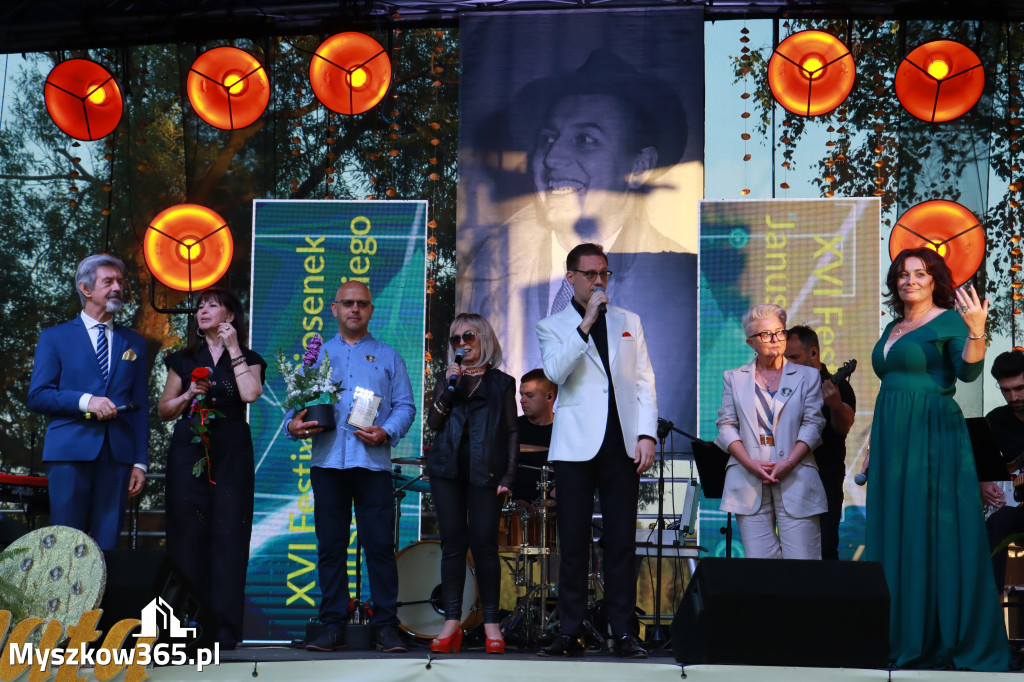 Fotorelacja II: XVI Ogólnopolski Festiwal Piosenek Janusza Gniatkowskiego w Poraju