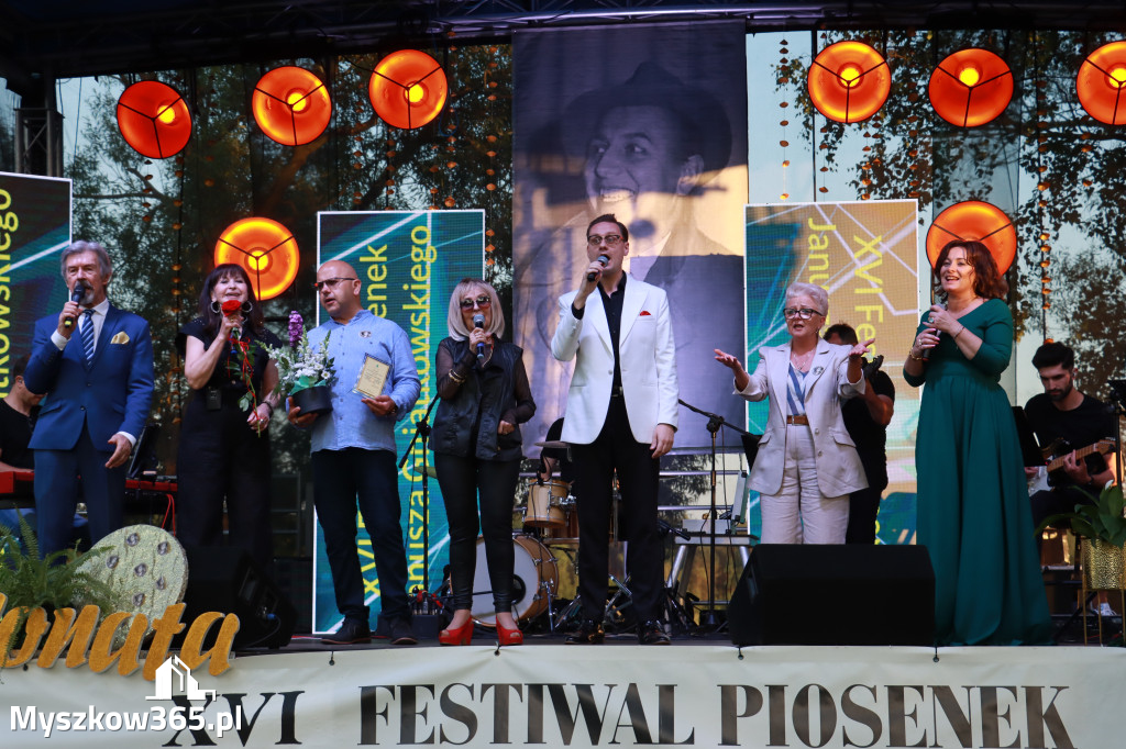 Fotorelacja II: XVI Ogólnopolski Festiwal Piosenek Janusza Gniatkowskiego w Poraju