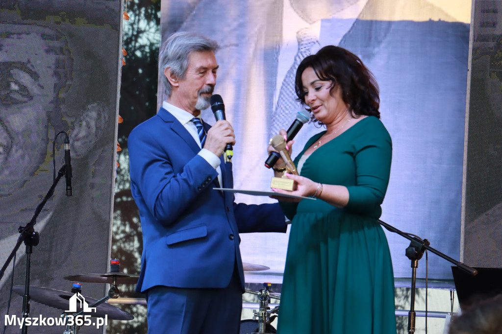 Fotorelacja II: XVI Ogólnopolski Festiwal Piosenek Janusza Gniatkowskiego w Poraju