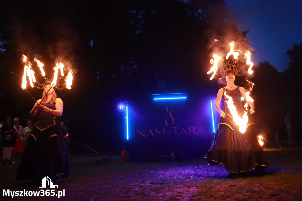 Fotorelacja II: Muzyczne Wianki w Myszkowie - FIRESHOW – Teatr ognia NAM-TARA