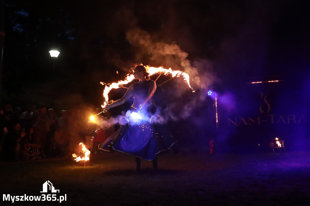Fotorelacja II: Muzyczne Wianki w Myszkowie - FIRESHOW – Teatr ognia NAM-TARA