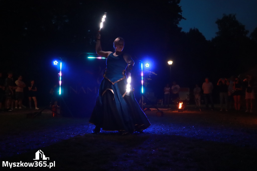 Fotorelacja II: Muzyczne Wianki w Myszkowie - FIRESHOW – Teatr ognia NAM-TARA