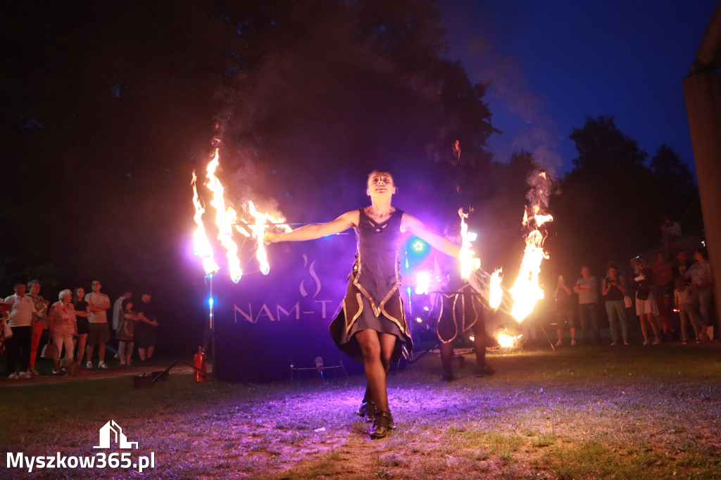 Fotorelacja II: Muzyczne Wianki w Myszkowie - FIRESHOW – Teatr ognia NAM-TARA