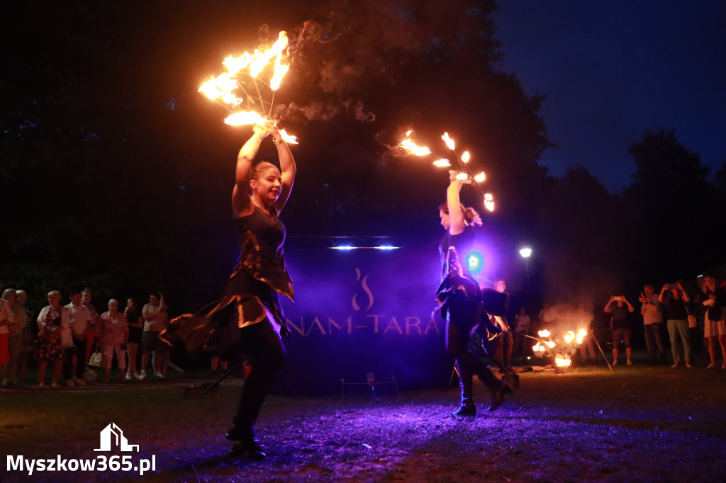 Fotorelacja II: Muzyczne Wianki w Myszkowie - FIRESHOW – Teatr ognia NAM-TARA