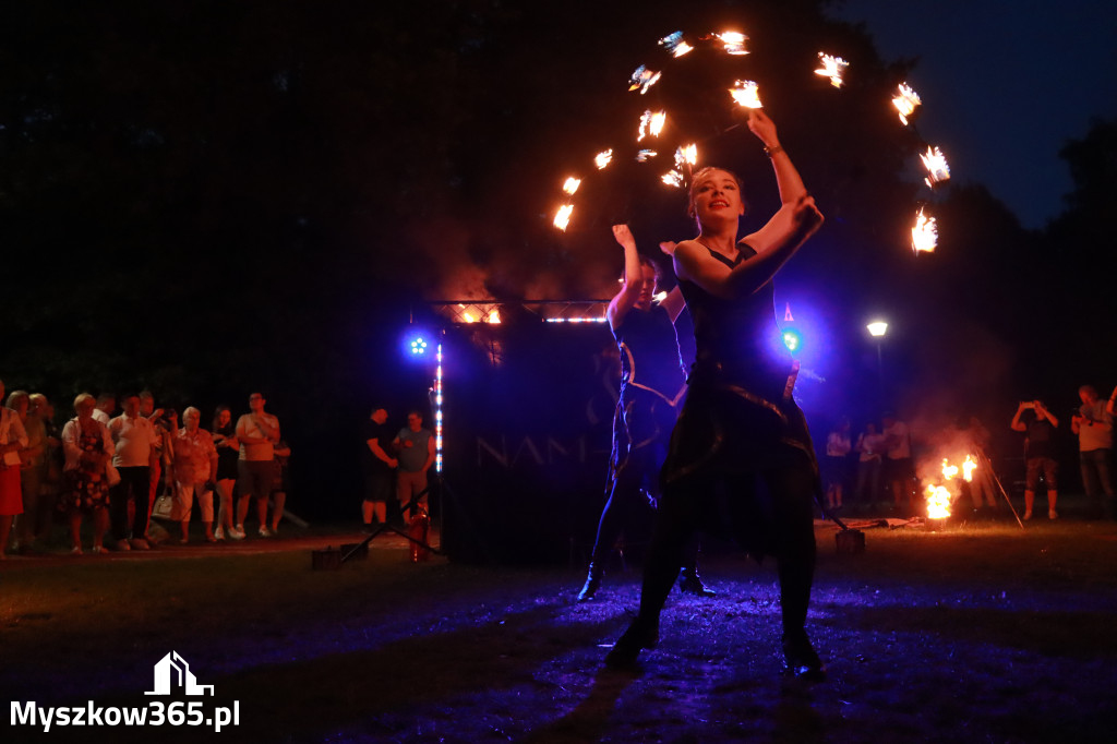 Fotorelacja II: Muzyczne Wianki w Myszkowie - FIRESHOW – Teatr ognia NAM-TARA