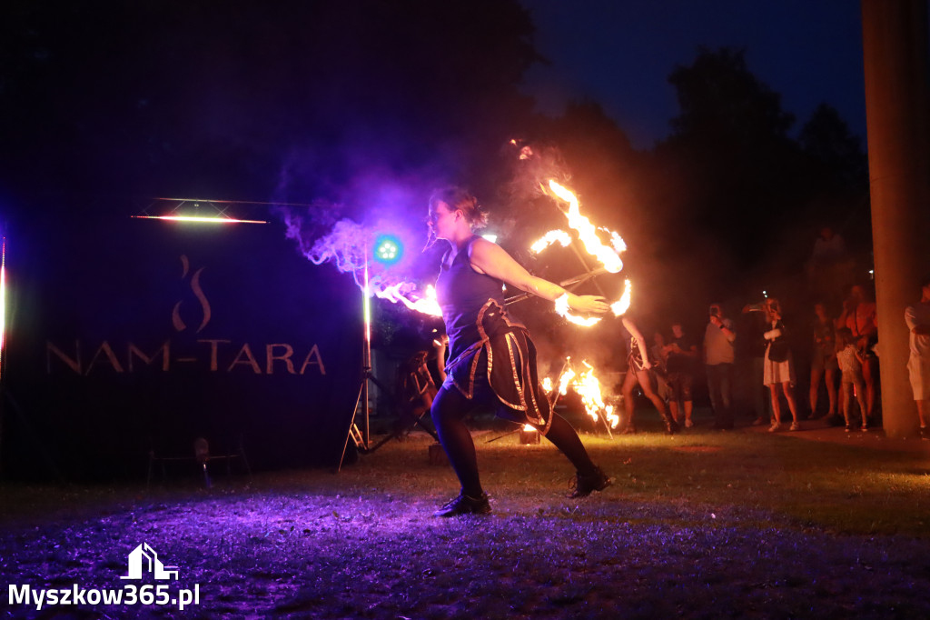 Fotorelacja II: Muzyczne Wianki w Myszkowie - FIRESHOW – Teatr ognia NAM-TARA